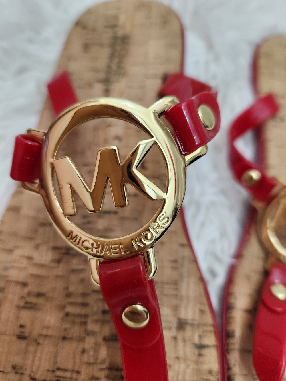 ​Michael Kors Red Jelly Logo Thong Sandals Cork Flip Flops - Picture 2 of 3